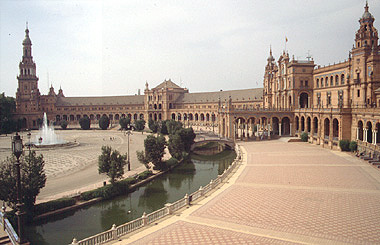 Die Plaze de Espana, eine für die Expo 1929 gebaute Ausstellungsfläche