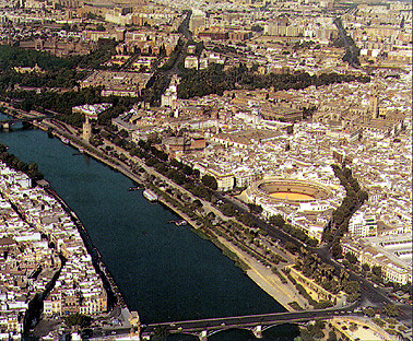 Luftfoto Sevilla und Fluss